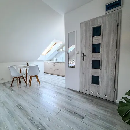 Apartment Kapitanka Przy Plazy - Centrum Pod Kolobrzegiem, Baseny Dla Dzieci Grzybowo (West Pomeranian)